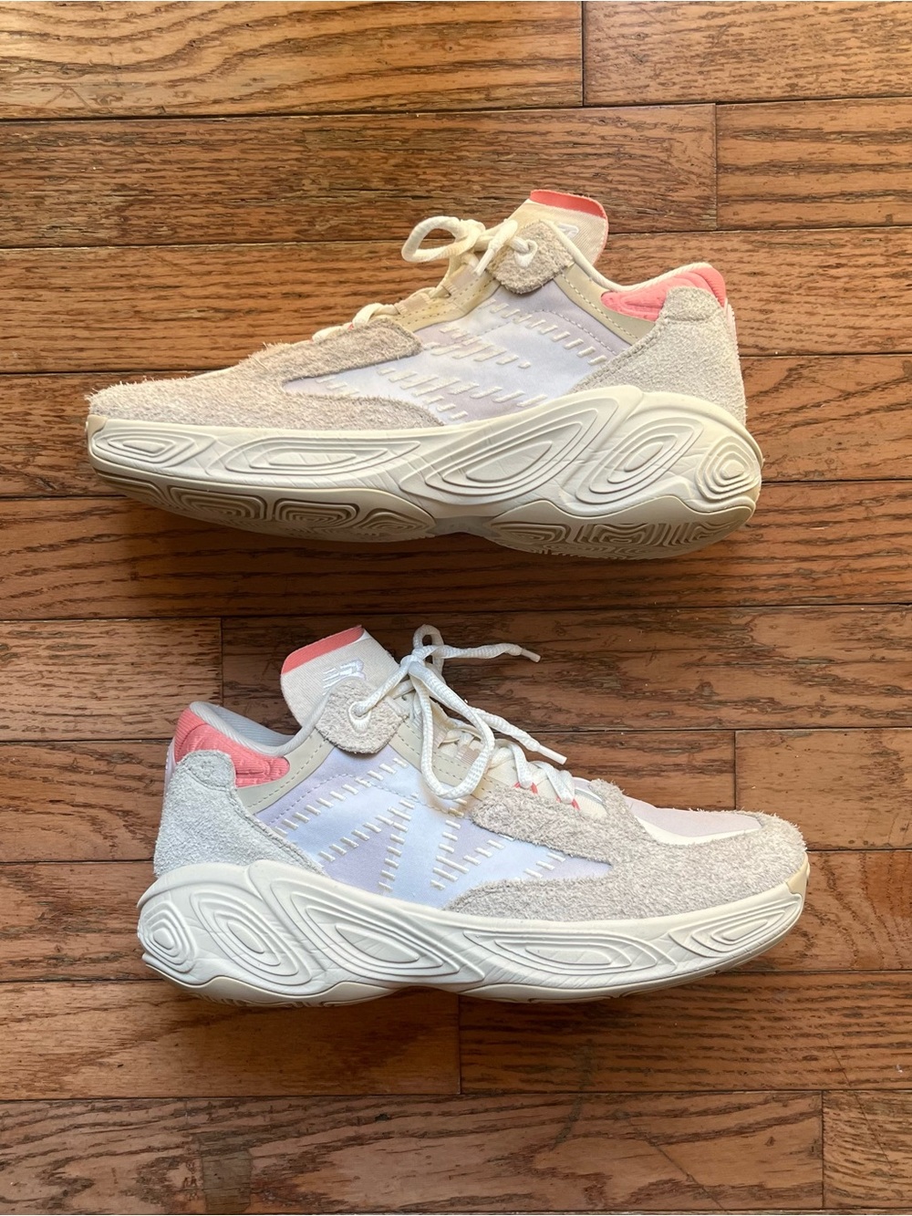 New Balance Fresh Foam BB V2 Cream & Pink (Moonbeam) Athletic Sneakers